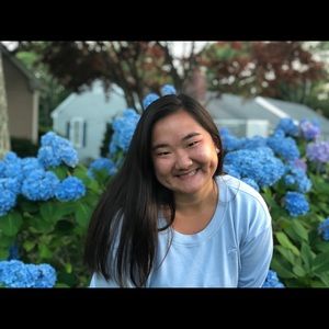 Meet your Posher, Megan